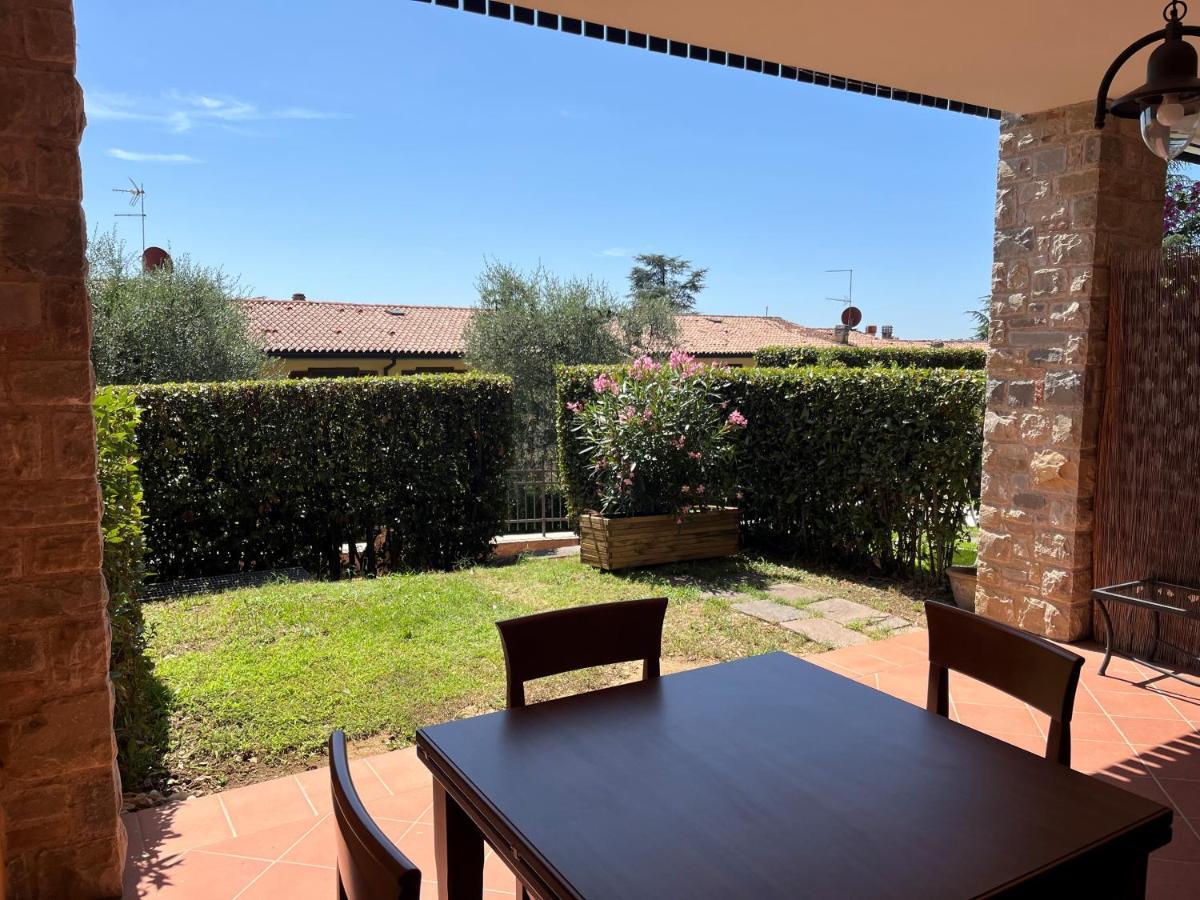 Feli Holiday Home - Panoramic Pool Lake View In Gardone Riviera Exteriör bild