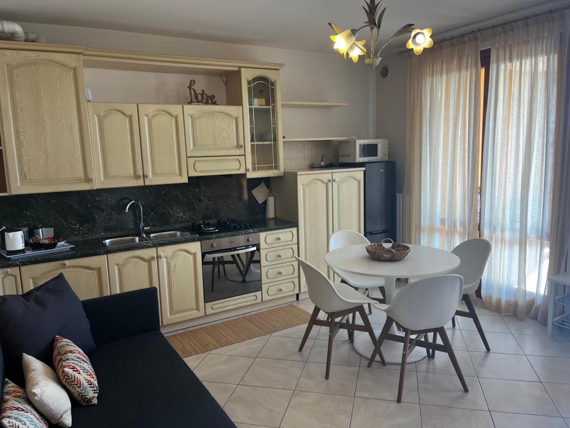 Feli Holiday Home - Panoramic Pool Lake View In Gardone Riviera Exteriör bild